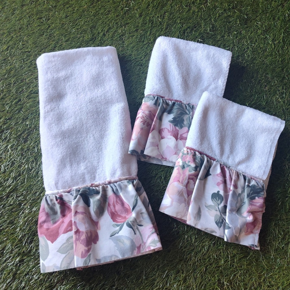 Avanti 1978 The Look Hand Towel Washcloth 3 Piece Vintage Ruffle Floral Cotton